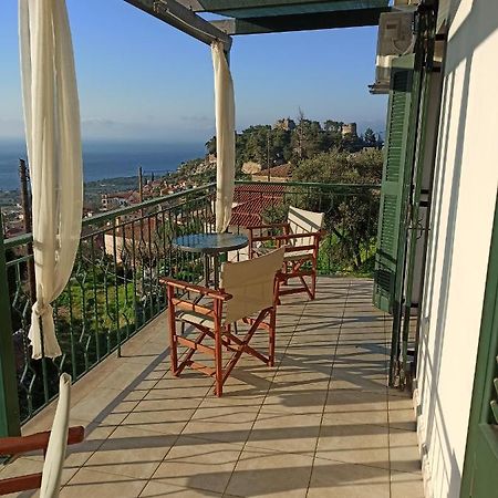 Vila Kiparissia Castle & Sea View Kyparissia Exteriér fotografie