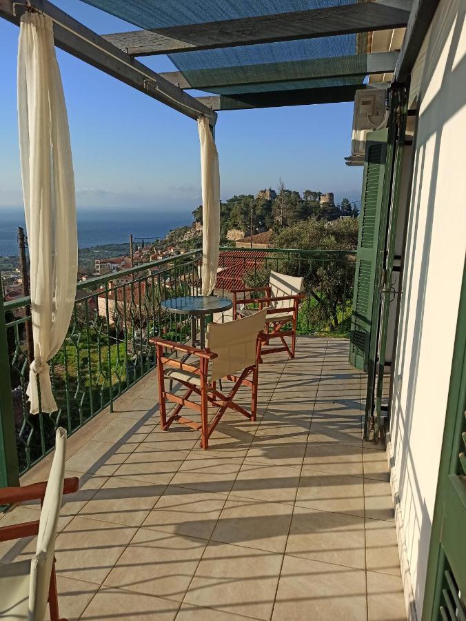 Vila Kiparissia Castle & Sea View Kyparissia Exteriér fotografie
